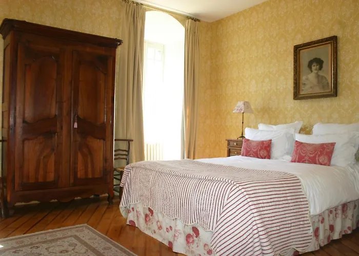 Chateau De Bed & Breakfast